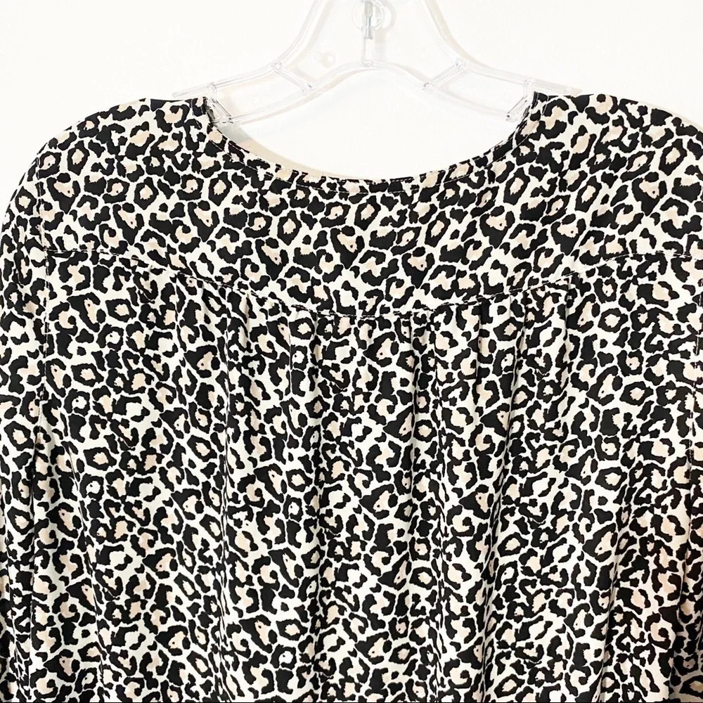 LOFT Leopard Print Button Front Blouse Women’s Small - Picture 3 of 8